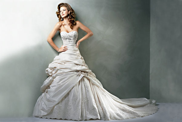 Touch Of Class Alterations Phoenix - Wedding Gown & Bridesmaid Dress Alterations Tailor & Seamstress Phoenix